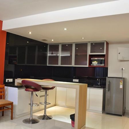 Satkar Paradise Aparthotel Manipal Esterno foto