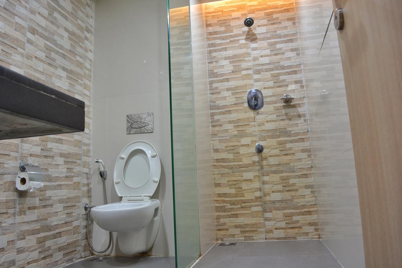 Satkar Paradise Aparthotel Manipal Esterno foto
